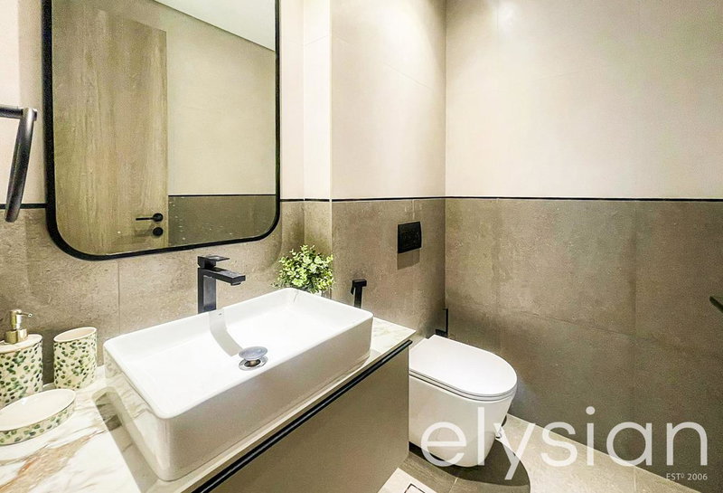 Apartment for rent in Dubai, United Arab Emirates · Oxford Terraces · 1 room, 2 baths