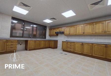 Casa en alquiler en Zayed City, Emiratos Árabes Unidos · Hameem Residential City · 4 habitaciones, 6 baños