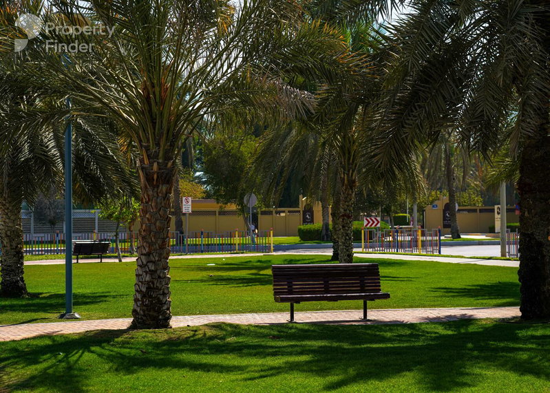 House for rent in Abu Dhabi, United Arab Emirates · Palm Oasis villas · 5 rooms, 7 baths