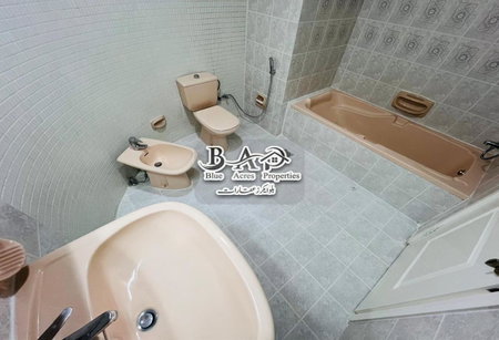 House for rent in Abu Dhabi, United Arab Emirates · Al Shaheen Tower · 3 rooms, 4 baths