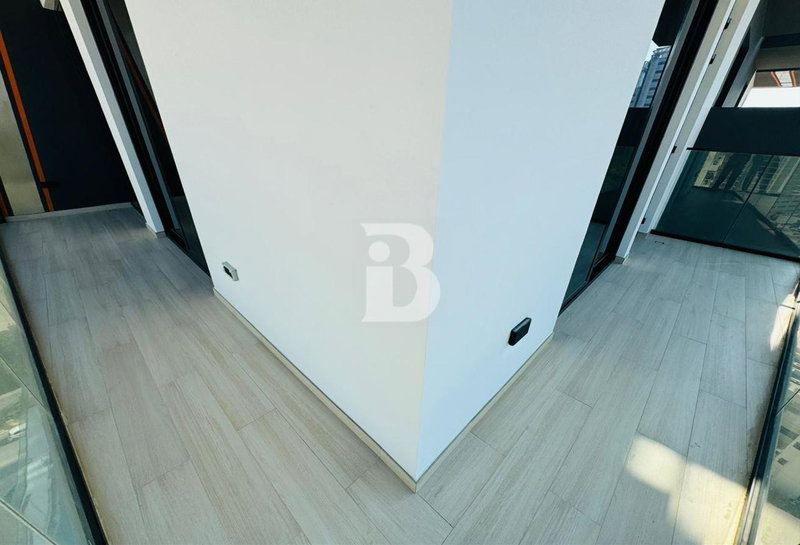 Apartment for rent in Dubai, United Arab Emirates · Binghatti Nova · 1 room, 2 baths
