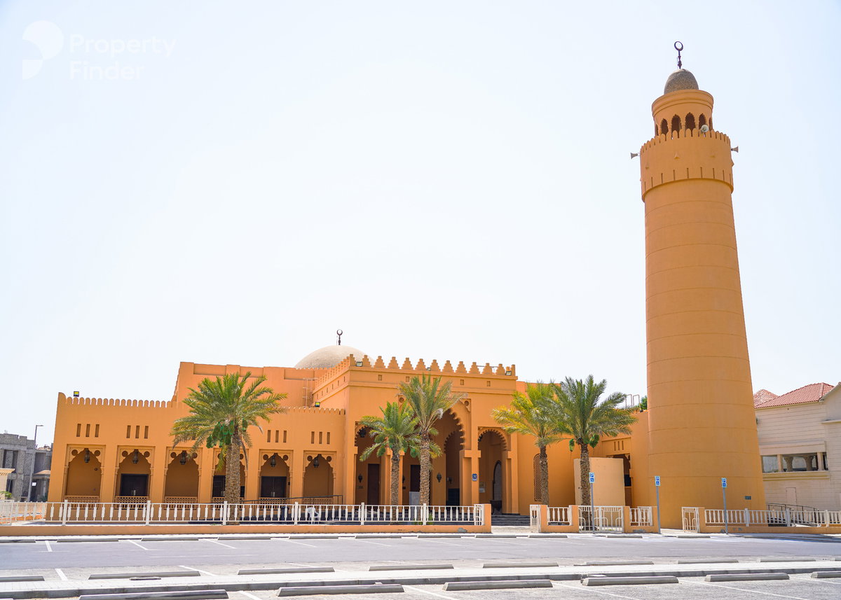 Complex 8, Emiratos Árabes Unidos