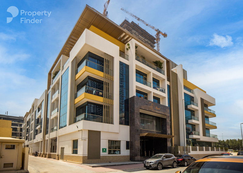 Apartment for rent in Dubai, United Arab Emirates · Ghalia · 1 room, 2 baths