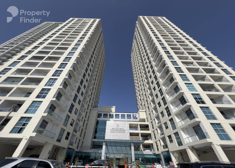Apartment for rent in Dubai, United Arab Emirates · DEC Tower 2 · 1 room, 1 bath