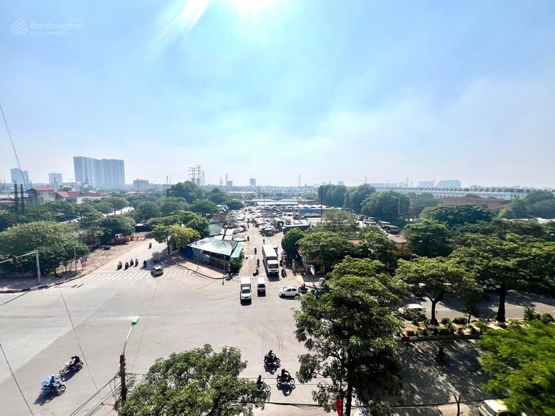 Apartment for sale in Hanoi, Vietnam · Den Lu II · 2 rooms, 2 baths