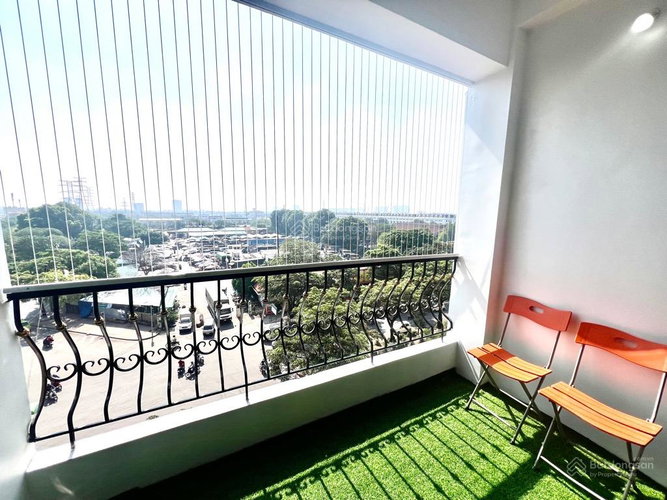 Apartment for sale in Hanoi, Vietnam · Den Lu II · 2 rooms, 2 baths