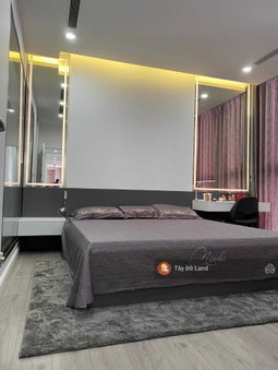 Apartment for sale in Ha Dong, Vietnam · Vinhomes Skylake · 2 rooms, 2 baths