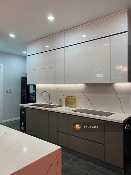 Apartment for sale in Ha Dong, Vietnam · Vinhomes Skylake · 2 rooms, 2 baths
