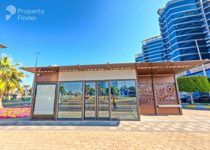 House for rent in Abu Dhabi, United Arab Emirates · Al Bateen · 4 rooms, 6 baths