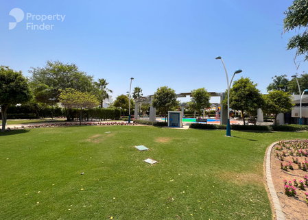 House for rent in Sharjah, United Arab Emirates · Al Mizhar 2 · 5 rooms, 6 baths