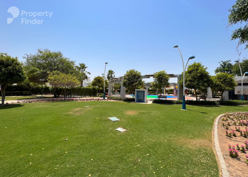 House for rent in Sharjah, United Arab Emirates · Al Mizhar 2 · 5 rooms, 6 baths