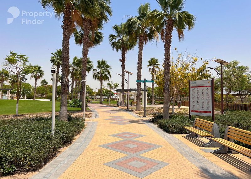 House for rent in Sharjah, United Arab Emirates · Al Mizhar 2 · 5 rooms, 6 baths