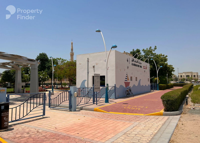 House for rent in Sharjah, United Arab Emirates · Al Mizhar 2 · 5 rooms, 6 baths