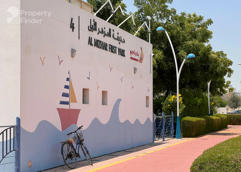 House for rent in Sharjah, United Arab Emirates · Al Mizhar 2 · 5 rooms, 6 baths