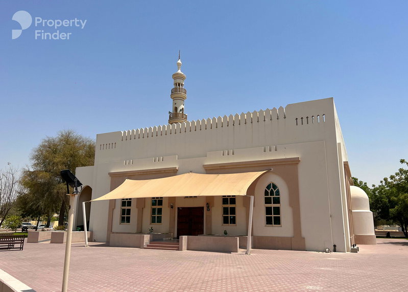 House for rent in Sharjah, United Arab Emirates · Al Mizhar 2 · 5 rooms, 6 baths