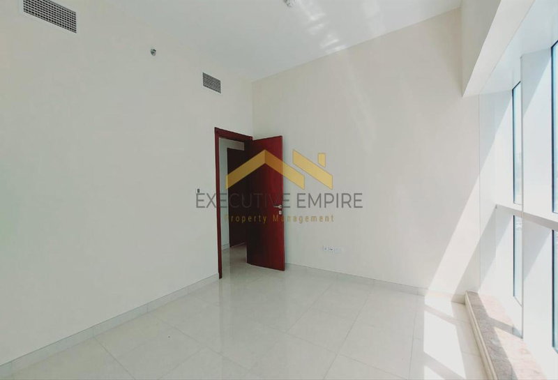 Apartment for rent in Abu Dhabi, United Arab Emirates · Al Marjan Tower · 3 rooms, 4 baths