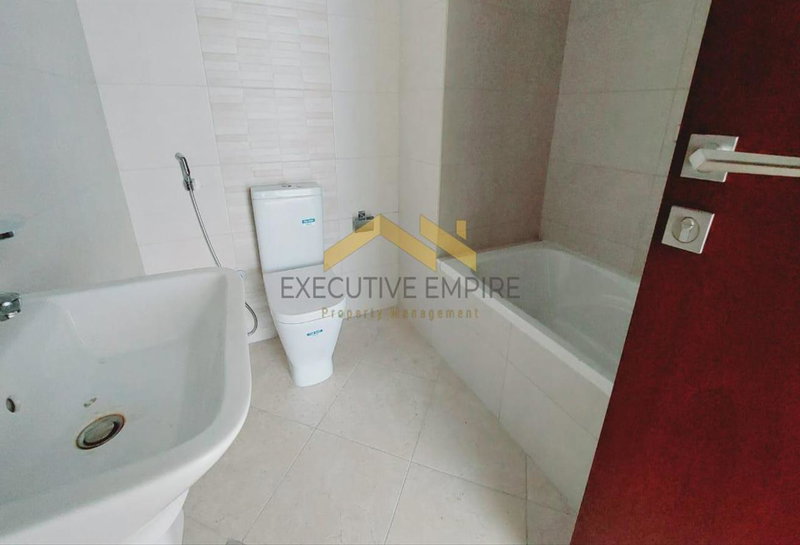 Apartment for rent in Abu Dhabi, United Arab Emirates · Al Marjan Tower · 3 rooms, 4 baths