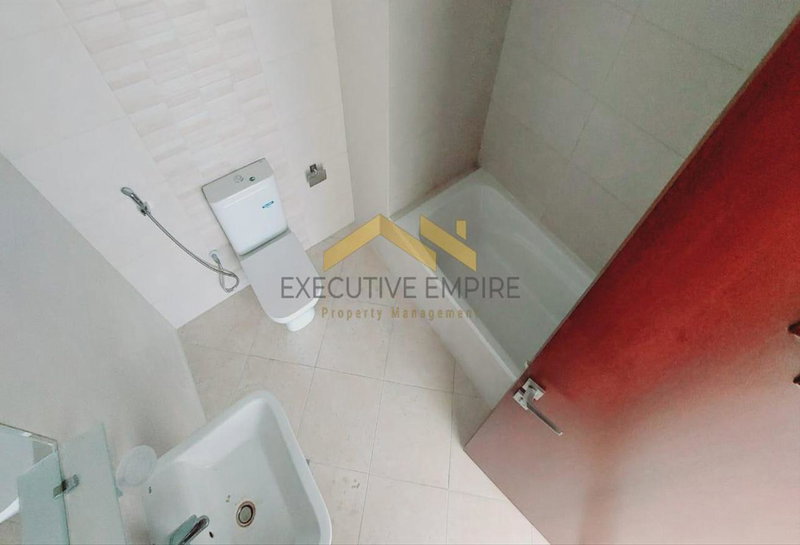 Apartment for rent in Abu Dhabi, United Arab Emirates · Al Marjan Tower · 3 rooms, 4 baths