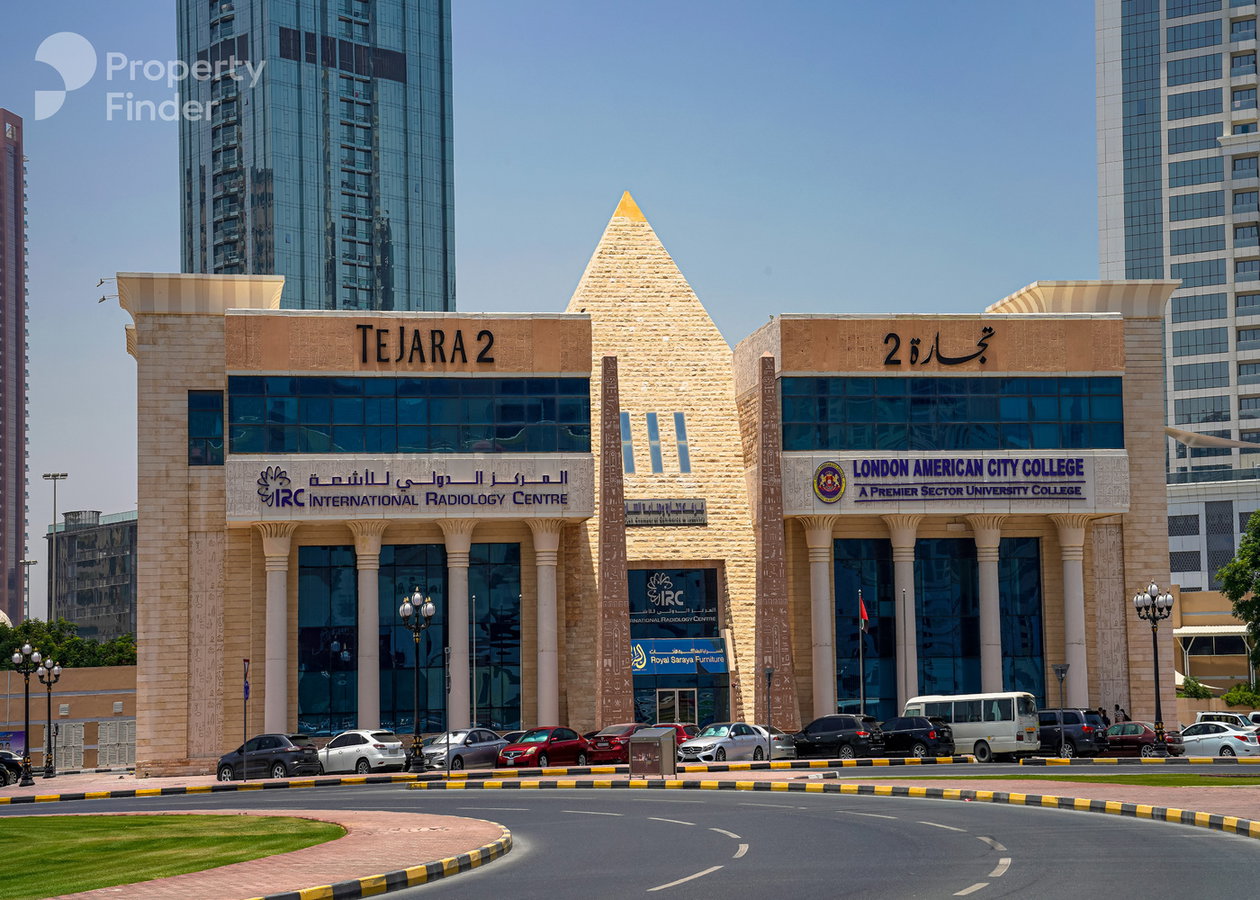Apartment for rent in Sharjah, United Arab Emirates · Hend Tower · 2 rooms, 2 baths