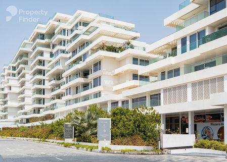 Apartment for rent in Dubai, United Arab Emirates · The Neighbourhood · 1 room, 1 bath