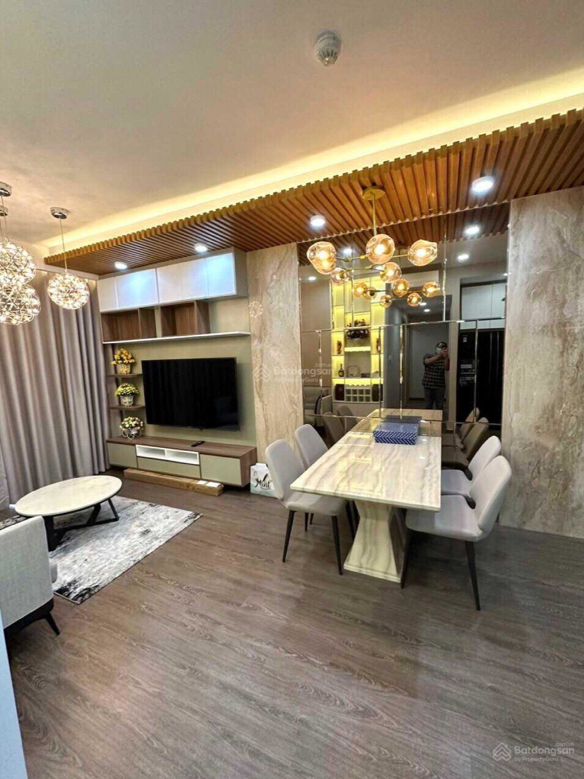Palm Heights, Vietnam