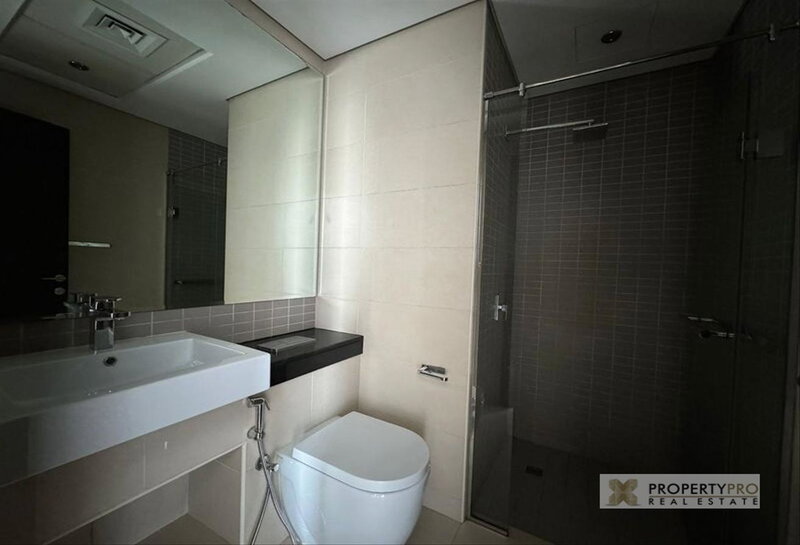 Apartment for rent in Dubai, United Arab Emirates · Silverene Tower B · 1 room, 2 baths
