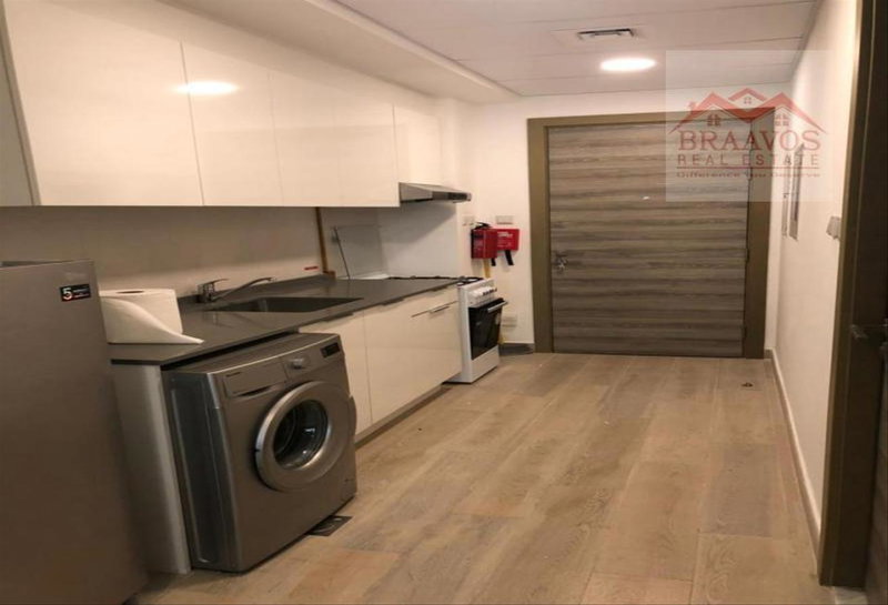 Apartment for rent in Dubai, United Arab Emirates · Bloom Towers B · 1 room, 1 bath