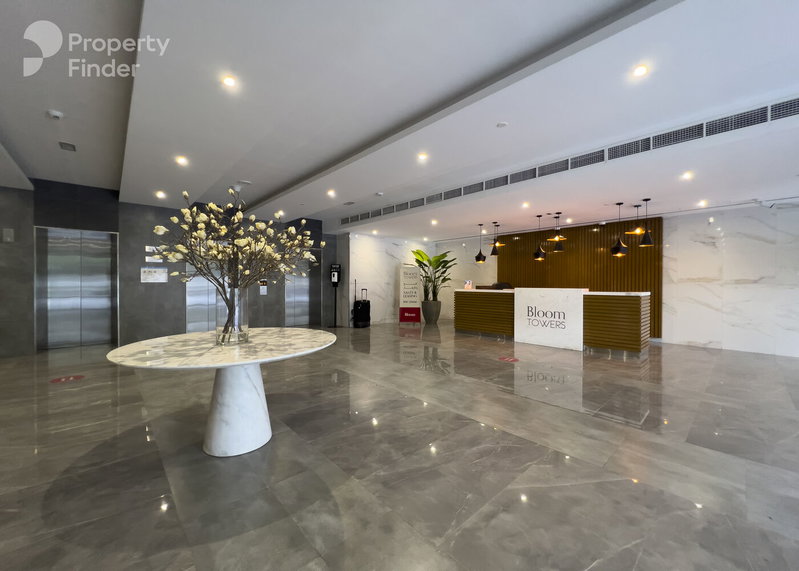 Apartment for rent in Dubai, United Arab Emirates · Bloom Towers B · 1 room, 1 bath
