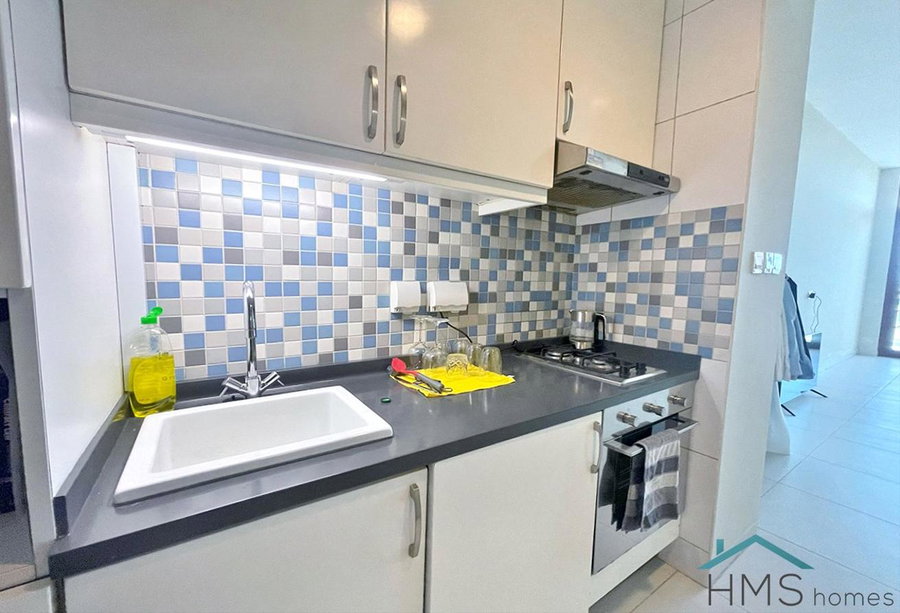 Apartment for rent in Dubai, United Arab Emirates · Palm Views West · 1 room, 1 bath