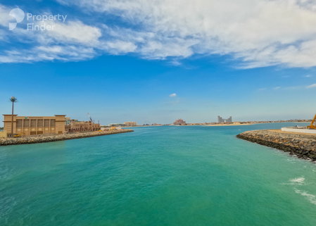Apartment for rent in Dubai, United Arab Emirates · Palm Views West · 1 room, 1 bath
