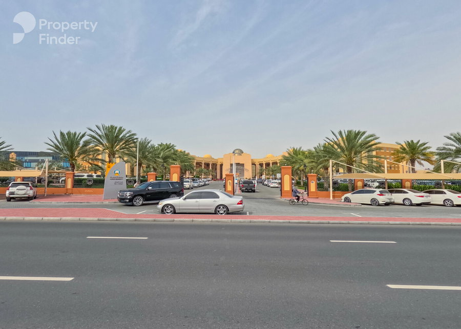Wohnung zu vermieten in der Stadt Ajman, Vereinigte Arabische Emirate · Al Jurf · 1 Zimmer, 1 Bad