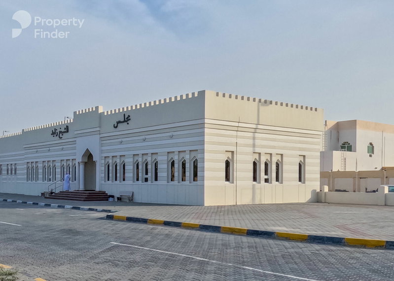 Apartamento en alquiler en la ciudad de Ajman, Emiratos Árabes Unidos · Al Jurf · 1 habitación, 1 baño