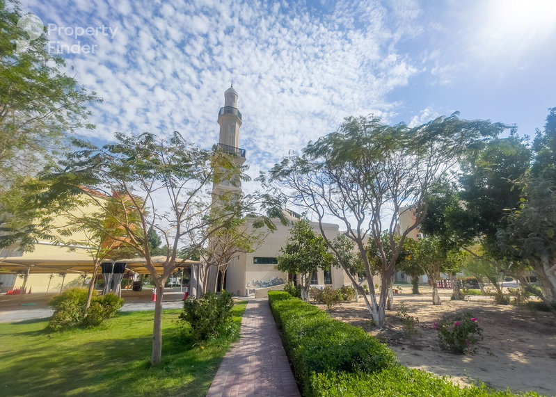 Apartment for rent in Dubai, United Arab Emirates · Building 203 to Building 229 · 1 room, 1 bath