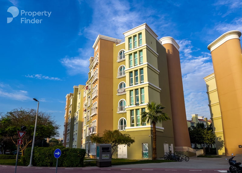 Apartment for rent in Dubai, United Arab Emirates · Building 203 to Building 229 · 1 room, 1 bath