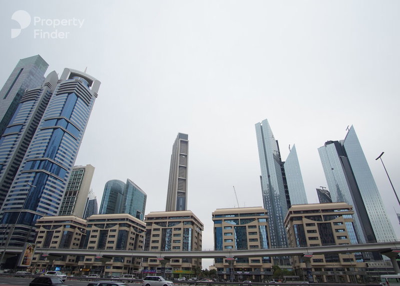 Apartment for rent in Dubai, United Arab Emirates · Sky Gardens · 1 room, 2 baths
