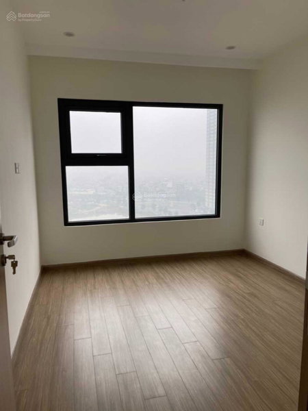 Apartment for sale in Ha Dong, Vietnam · Vinhomes Smart City · 2 rooms, 2 baths