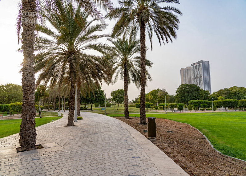 Apartment for rent in Dubai, United Arab Emirates · Downtown Views · 2 rooms, 1 bath