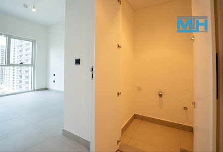 Apartment for rent in Dubai, United Arab Emirates · Socio Tower 1 · 1 room, 1 bath