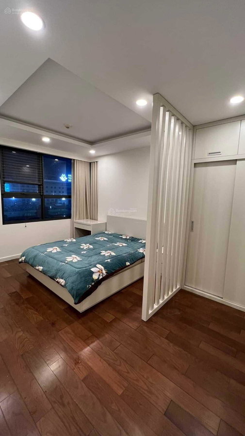 Apartment for sale in Hanoi, Vietnam · Vinhomes D'Capitale · 3 rooms, 2 baths