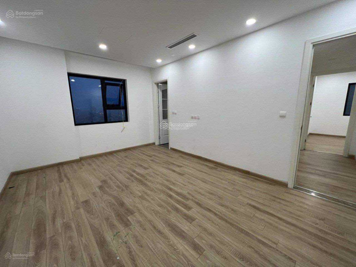 Apartment for sale in Hanoi, Vietnam · Hanoi Paragon · 3 rooms, 2 baths