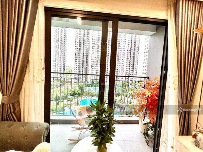 Apartment for sale in Ha Dong, Vietnam · Vinhomes Smart City · 2 rooms, 1 bath
