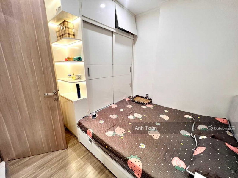 Apartment for sale in Ha Dong, Vietnam · Vinhomes Smart City · 2 rooms, 1 bath