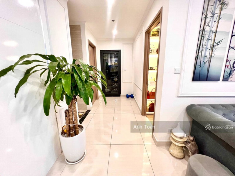 Apartment for sale in Ha Dong, Vietnam · Vinhomes Smart City · 2 rooms, 1 bath