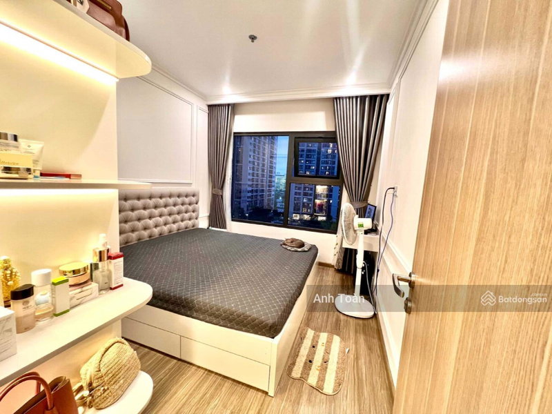 Apartment for sale in Ha Dong, Vietnam · Vinhomes Smart City · 2 rooms, 1 bath