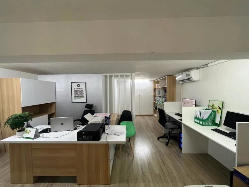 Commercial for rent in Nha Be, Vietnam · 1 room, 1 bath