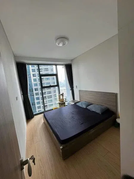 Apartment for rent in Ho Chi Minh City, Vietnam · Sunwah Pearl · 2 rooms, 1 bath