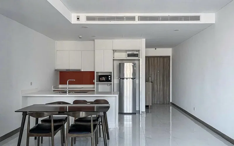 Apartment for rent in Ho Chi Minh City, Vietnam · Sunwah Pearl · 2 rooms, 1 bath