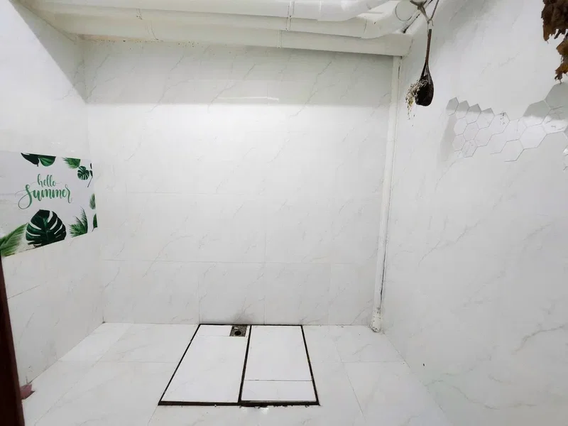 Commercial for rent in Nha Be, Vietnam · Hung Gia · 1 room, 1 bath