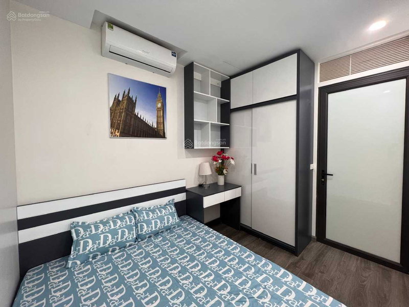 Apartment for sale in Hanoi, Vietnam · Starcity Le Van Luong · 3 rooms, 2 baths