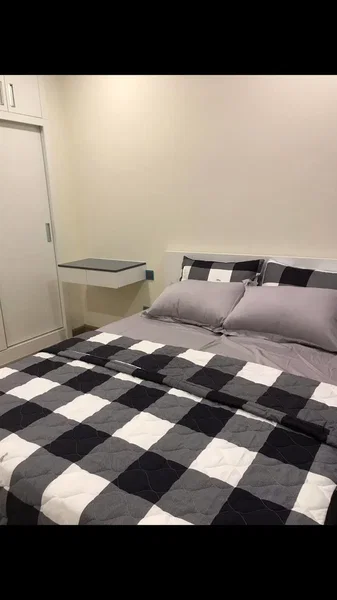 Apartment for rent in Ho Chi Minh City, Vietnam · Vinhomes Central Park · 2 rooms, 1 bath